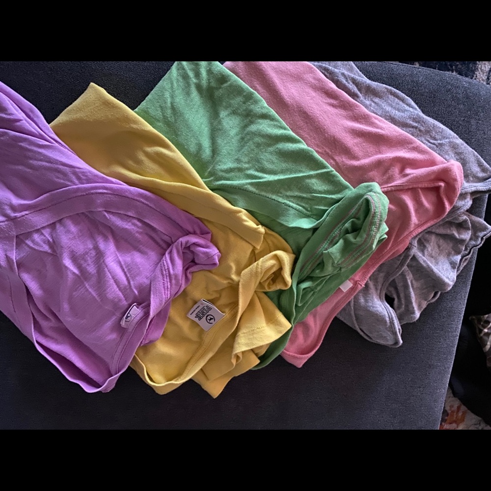 5 for 1 Victoria’s Secret pink t-shirts.